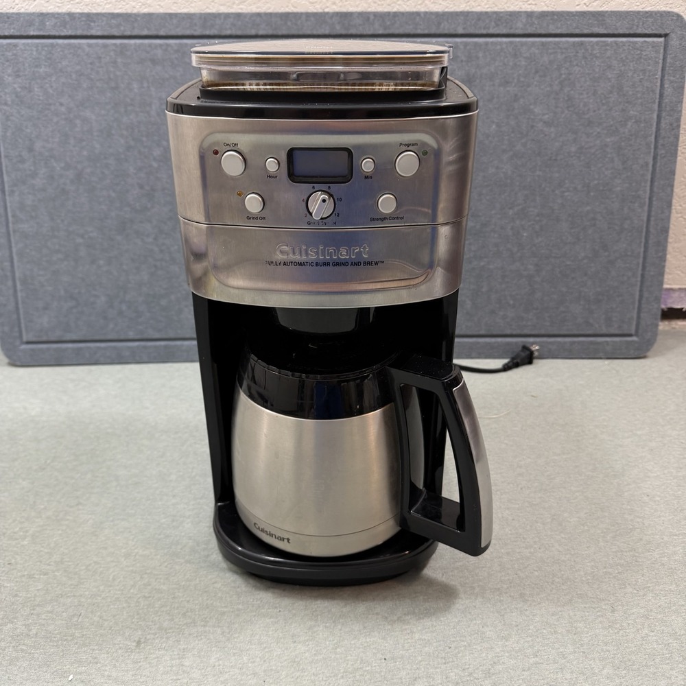 Cuisinart Burr Grind and Brew Coffee Maker 12 Cup Silver Good Thermal Carafe